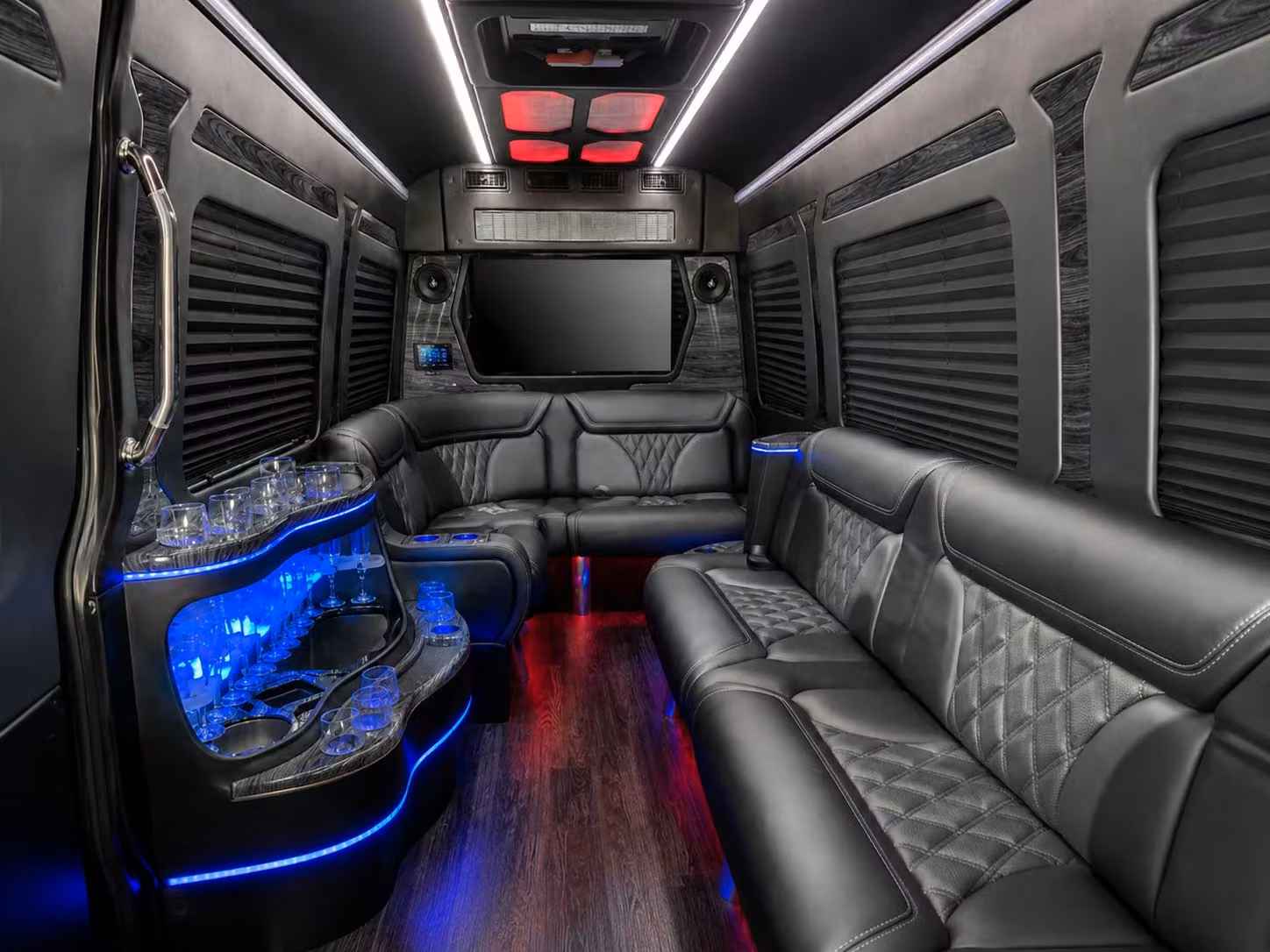 charterbusshreveport com is the go to for corporate event shuttles off site parking runs and team travel in shreveport