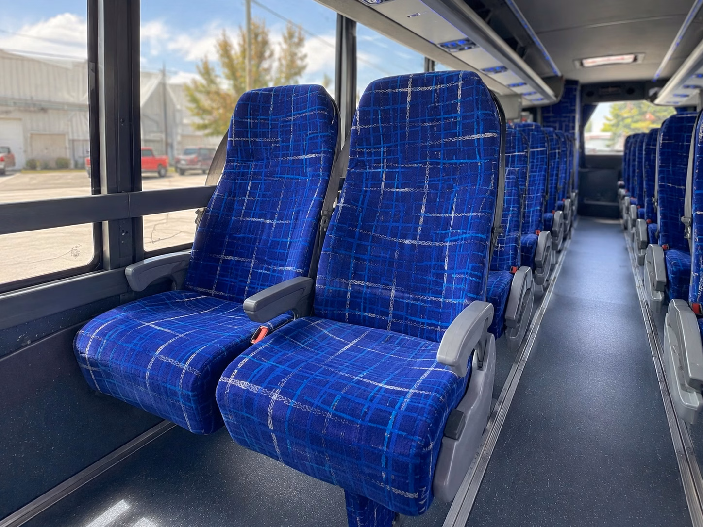 how the bus type you choose changes charter bus prices in shreveport louisiana
